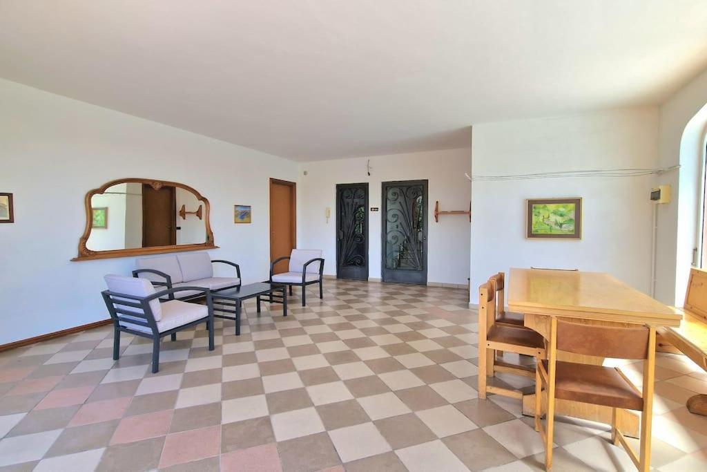 Ca' Degli Ulivi Apartment Caprino Veronese Exterior foto